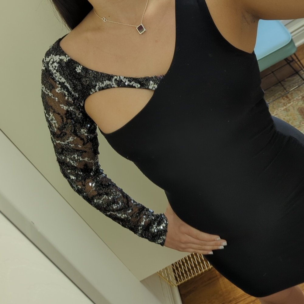 Sequin One-sleeve party dress